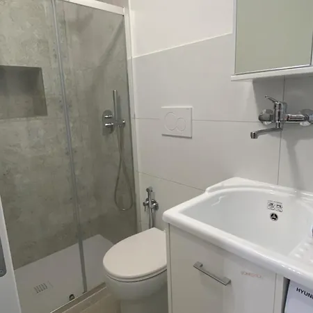 Apartment Casa Rogos Zona Pianetti Ragusa