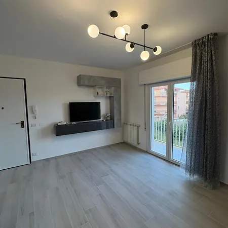 Casa Rogos Zona Pianetti Apartment